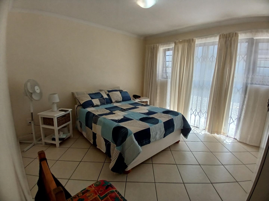 2 Bedroom Property for Sale in Hartenbos Central Western Cape